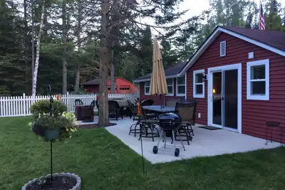 Image de Boardman River Cottage, 2 chambres 1 salle de bain à quelques pas des berges de la rivière