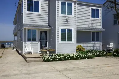 Image de Play On Bay, 9 Chambre Waterfront Beach House, Détente, Crabbing, Pêche, Golf, Ac