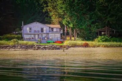Image de Maison de vacances en bord de mer sur la plus belle plage avec vue sur la montagne