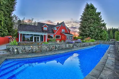 Image de Réunions familiales, mariages de grange, chevaux, piscine, spa au Manor at South Bay!