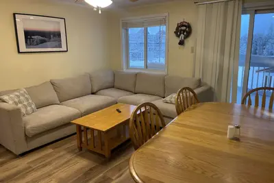 Image de Mountain Lodge 2 chambres Convienient Slopeside Village / Hébergement