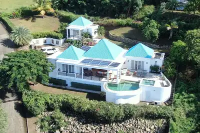 Image de Luxueuse villa Sugar Ridge avec une vue incroyable