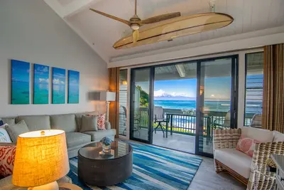 Image de Transformation à couper le souffle! Condo de luxe 3 Br Oceanfront