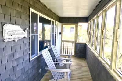 Image de Cozy Beach Cottage! Animaux acceptés! Réservation pour l'été et l'automne 2019