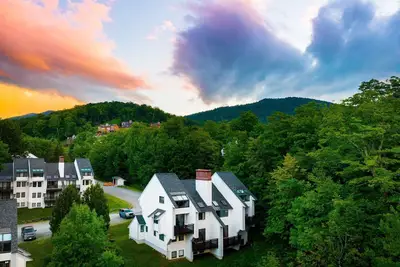 Image de Ski On / Ski Off! ! Lever du soleil. . . Ski Home pour le déjeuner! ! Des vues spectaculaires!