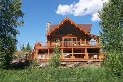 Image de Paradise in Montana Log Home