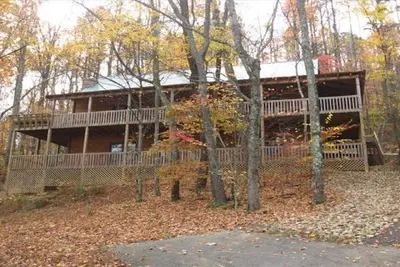 Image de Cadre privé et isolé sur 5+ acres dans la vallée de Wears