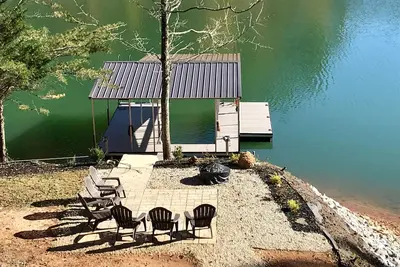 Image de Norris Lake Front Rontals: Dawson'S Creek Nouveau Quai Avec Plateforme De Saut