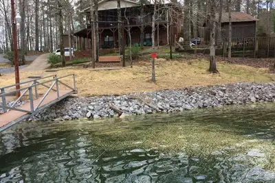 Image de Prix ​​bas à faible prix / lot de niveau / Rampe de bateau / Super endroit au lac / Remodelé / NewBeds / Canapés