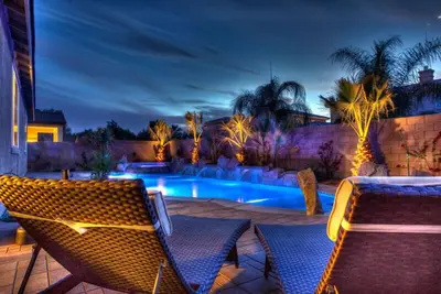 Image de Belle nouvelle marque privée, maison de 4 chambres Avec 40 pieds piscine d'eau salée