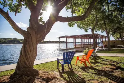Image de Apportez votre bateau, jet skis, cannes à pêche, maillot de bain, animal de compagnie et famille!