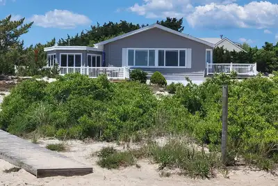 Image de Barnegat Light (Lbi) Ocean Front Home - Semaines d'été 2019 ouvertes