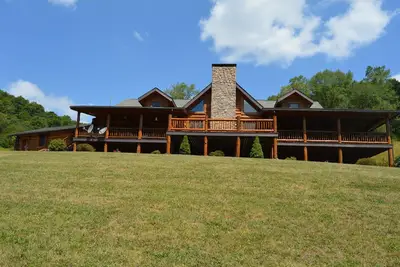 Image de Trail Lodge Bear - Potter County Maison de vacances