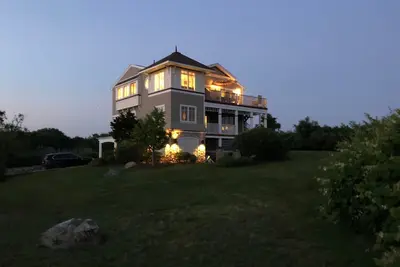 Image de Retraite de plage privée sur 1 acres et vue sur l'océan!