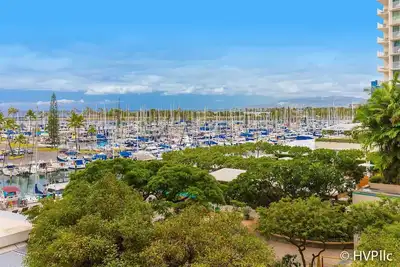 Image de Ilikai 427 Ocean / Sunset / Marina Views King Bed, Sofa Bed