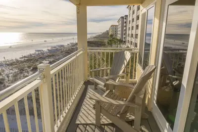 Image de Tiki Beach 33 Directement sur la plage, balcon privé. Wow meilleur endroit dans la région