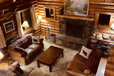 Image de Log house de luxe près du mont. Rainier / White Pass. 4br2. 5ba / vues / firepit / jacuzzi / wifi