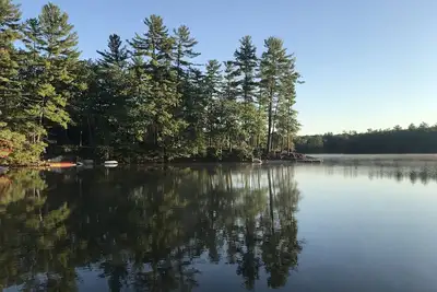 Image de Pristine Lakefront Home sur le lac Sokokis