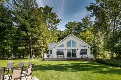 Image de RÉSERVER 2019 * Sunset Shores Lk House-Lakefront Pvt Beach / Dock-South Haven / Saugatuck