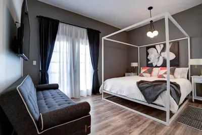 Image de 9 chambres Disneyland Anaheim Pool Home Star Wars & Fairies Chambres d'enfants! Vacashine
