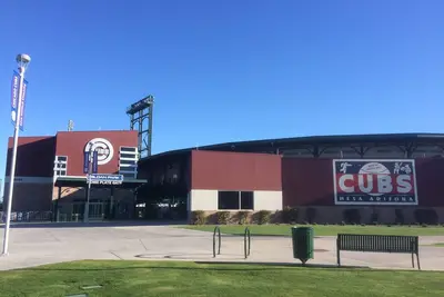 Image de Fans d'oursons! Sloan Park, Asu, Scottsdale, deux centres commerciaux, casinos, golf et plus