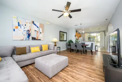 Image de 3 Br / 3. 5 Ba Lotissement Convention @ Vista Cay Orlando Center / Universal / Sea World