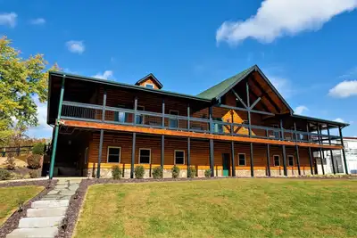 Image de Premiere Lodge parfait pour les réunions de famille et les grands groupes Comprend 30 Personnes