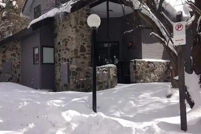 Image de Chalet de montagne de luxe \"Woodridge\" Thredbo