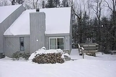 Image de Mt. Snow Townhouse -2 milles à Mt. Neige, Hottub extérieur, 2 cheminées