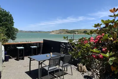 Image de Spacieux appartement au bord du port avec une vue imprenable