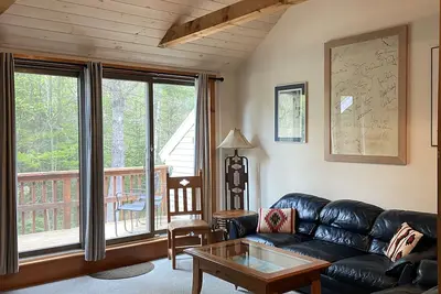 Image de Tripyramid Townhouse, 2 Br 2 Ba au coeur du Mont Blanc. Forêt nationale