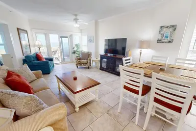 Image de Sandpiper Condominium - Unité 206 - Vues panoramiques Ocean Front de Tybee Plage