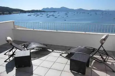 Image de Penthouse En Face De La Mer Dans Une Zone PIÉTONNE Avec Climatisation Et Wifi