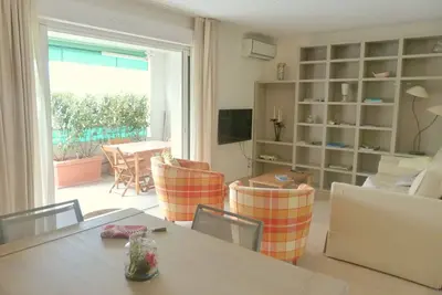 Image de T3 Climatise Dans Saint Florent, parking & Wifi