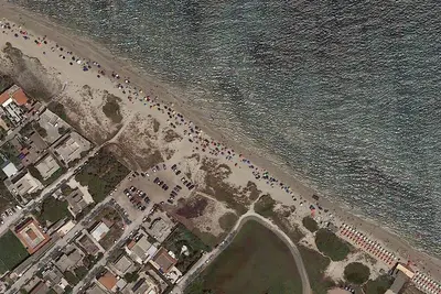 Image de Maison avec jardin, à 50m de la mer. Spiaggiabella kite place