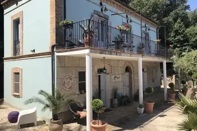 Image de Villa turquoise au bord de la mer