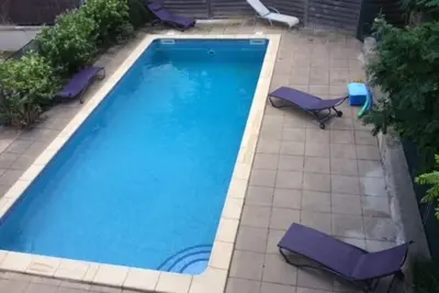 Image de Maison De Charme avec Piscine, climatisation.