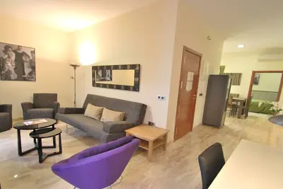 Image de M4. 2 Bedrooms Apartment With Balcony / Wifi / Air Conditioning / Kitchen in Historic Center