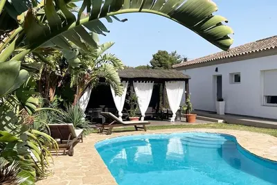 Villa avec piscine privée