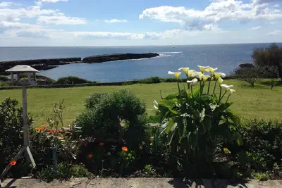Image de Maison vue imprenable sur l'océan à 40 m de la mer sur terrain clos de 5000 m²