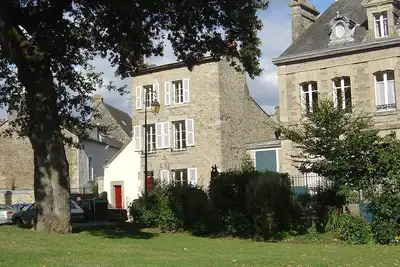 Image de Pretty town house in delightful setting in Dinan, Brittany