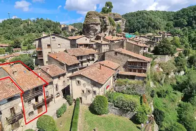 Image de Maison De Vacances Can Vila Rupit en plein centre médiéval avec une vue magnifique