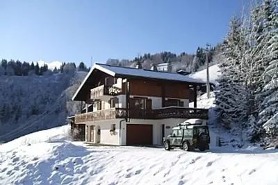 Image de Chalet de luxe pour 12 personnes, superbement situé au-dessus du village des Get