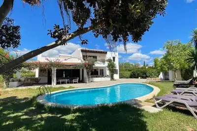 Image de Villa avec piscine privée, barbecue, climatisation, WiFi gratuit à Playa d 'en Bossa