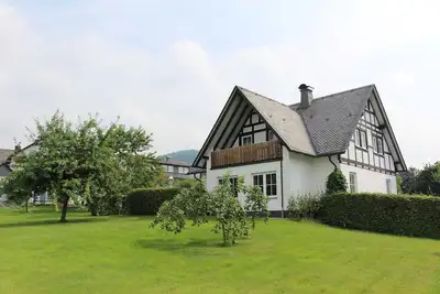 Image de Maison de vacances indépendante à Schmallenberg-Holthausen pour max. 9 personnes.