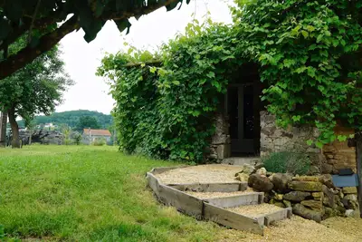 Image de La Bergerie en Périgord Noir, Gîte 1 chambre en pierre avec terrasse et piscine