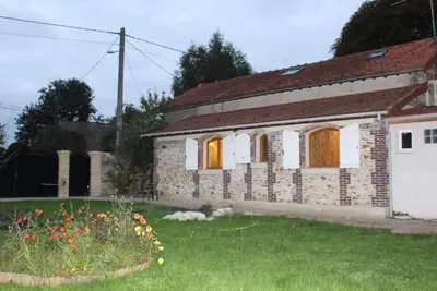 Image de Dans un cadre de verdure, profitez du calme pour des vacances réussies!