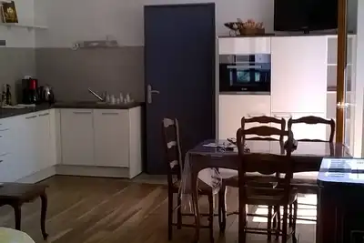 Image de Appartement indépendant dans maison de famille, Embrun centre ville