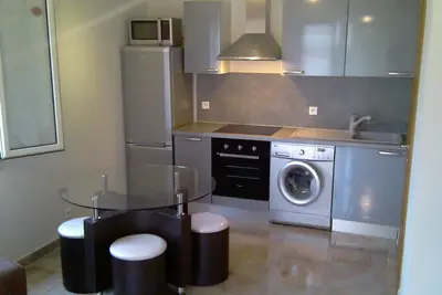 Seaside pretty mini villa T2 400 m from the beach, 20 km from Bastia
