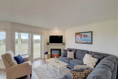 Image de Sandy Cove ~ 1er étage, condo face à l'océan